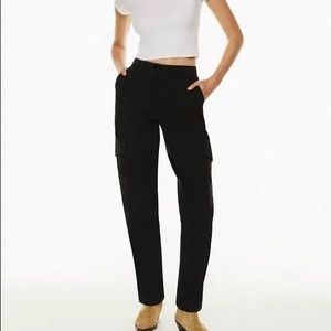 Aritzia Wilfred Free Cargo Pants
